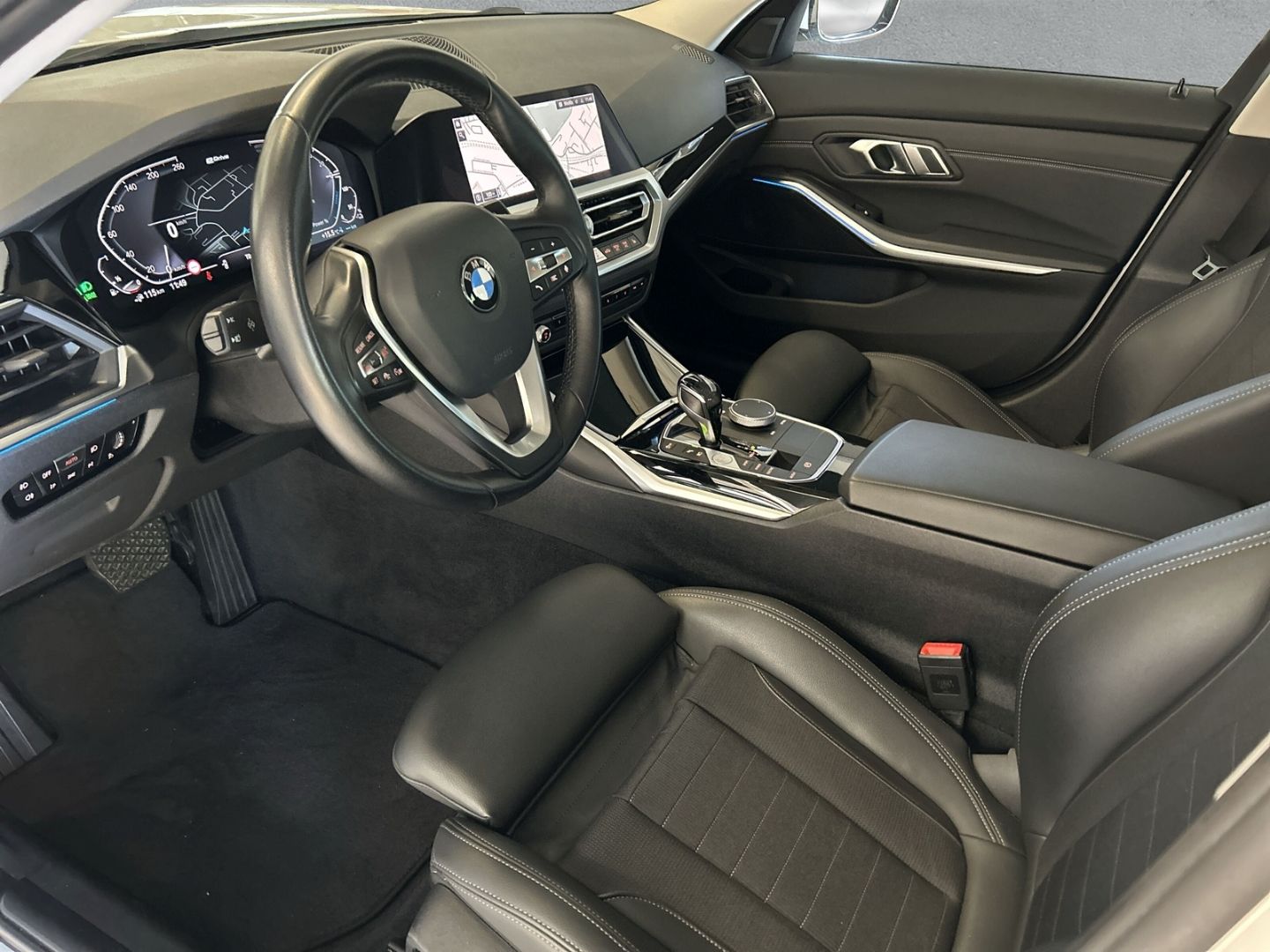 BMW 330 e Tour.Sport Line Cockp.PROF ACC AHK LED 17' foto 9