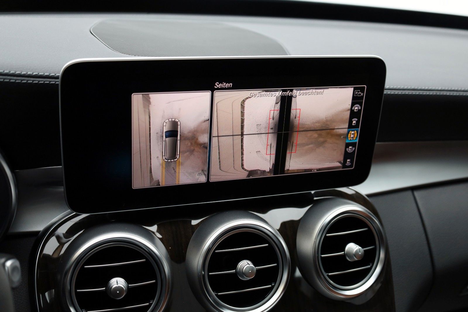 Fahrzeugabbildung Mercedes-Benz C 43 AMG T 4M Leder,Navi,LED,HUD,PanDach,360°