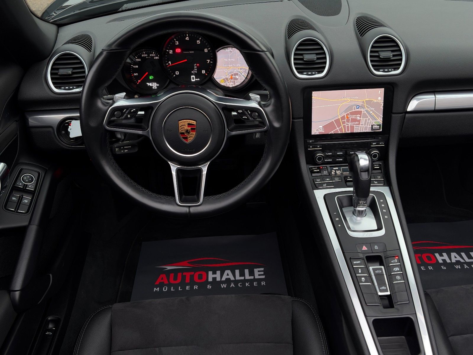 Fahrzeugabbildung Porsche 718 Boxster Sport PASM NAV CarPlay LHZ SHZ 20"