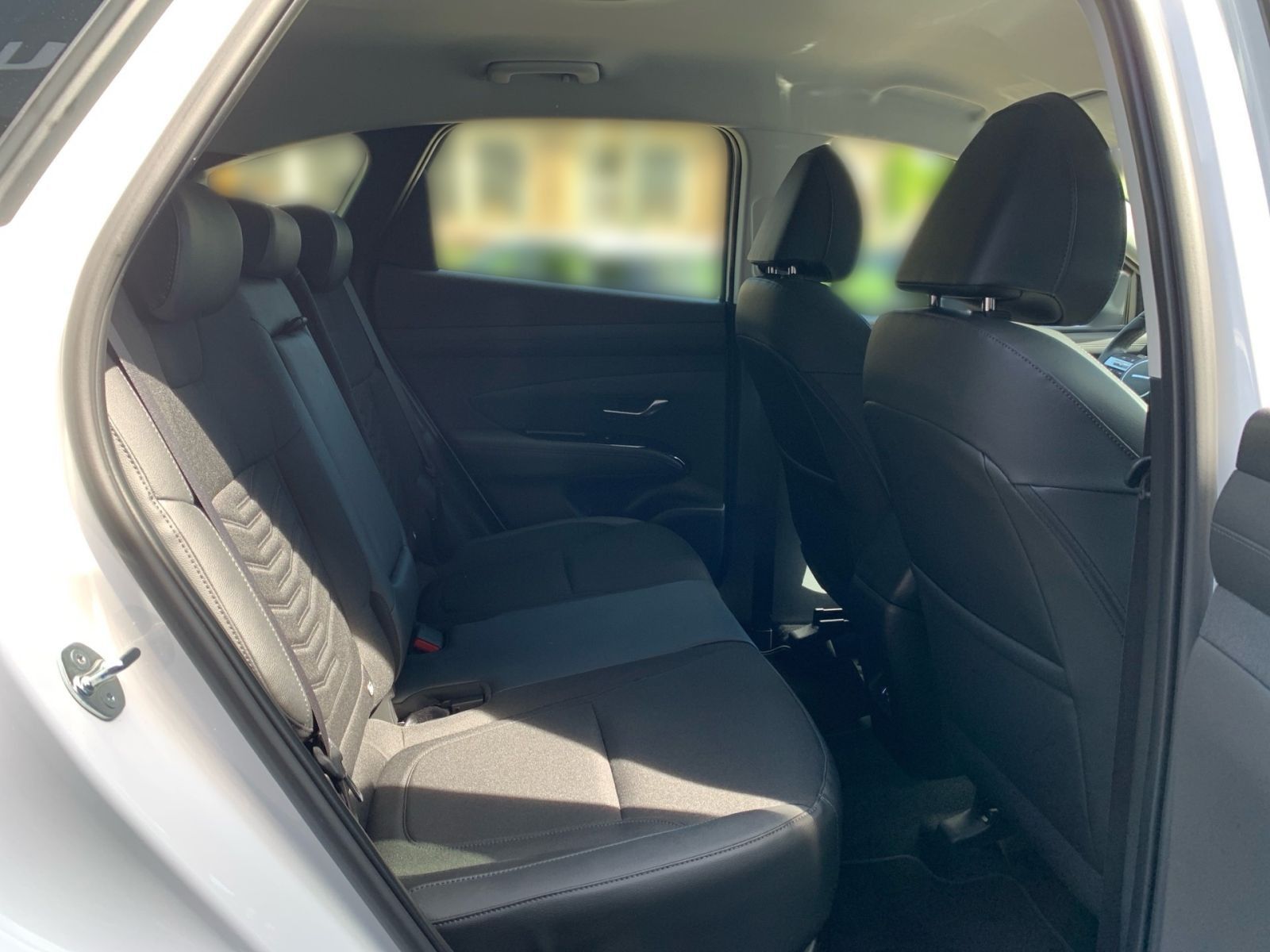 Fahrzeugabbildung Hyundai TUCSON 1.6 T-GDI Trend Hybrid Navi LED