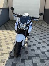 Suzuki GSX-S750 - SUZUKI GSX S750