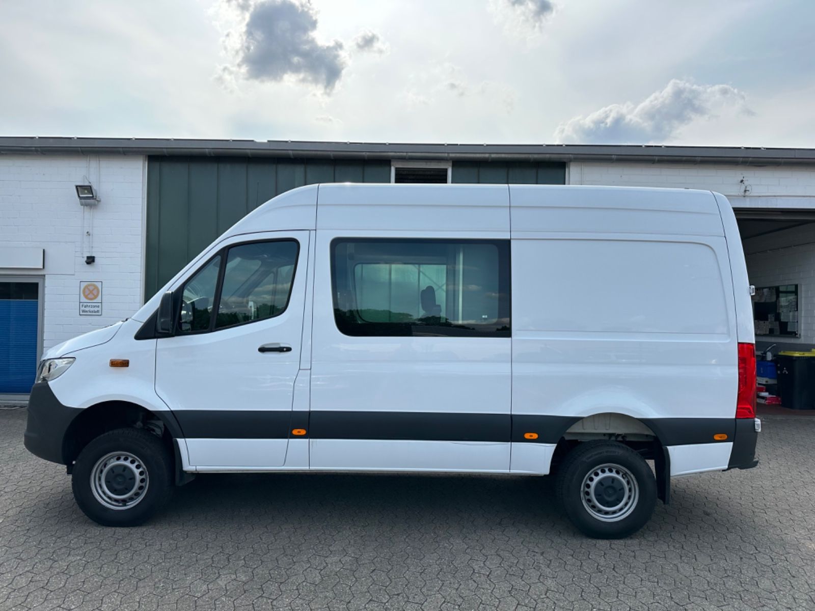 Fahrzeugabbildung Mercedes-Benz Sprinter III Mixto AWD 314 CDI  L2*DOKA 4x4