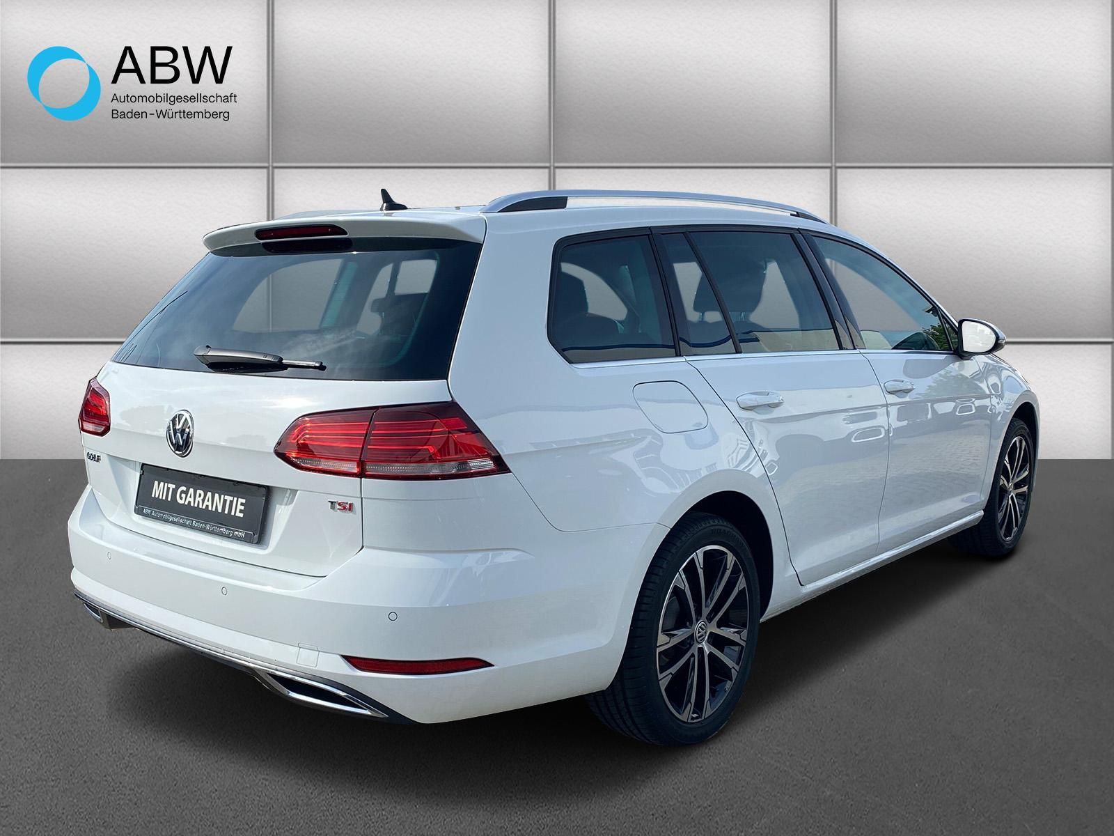 Fahrzeugabbildung Volkswagen Golf VII Variant 1.5 TSI BMT Highline AHK