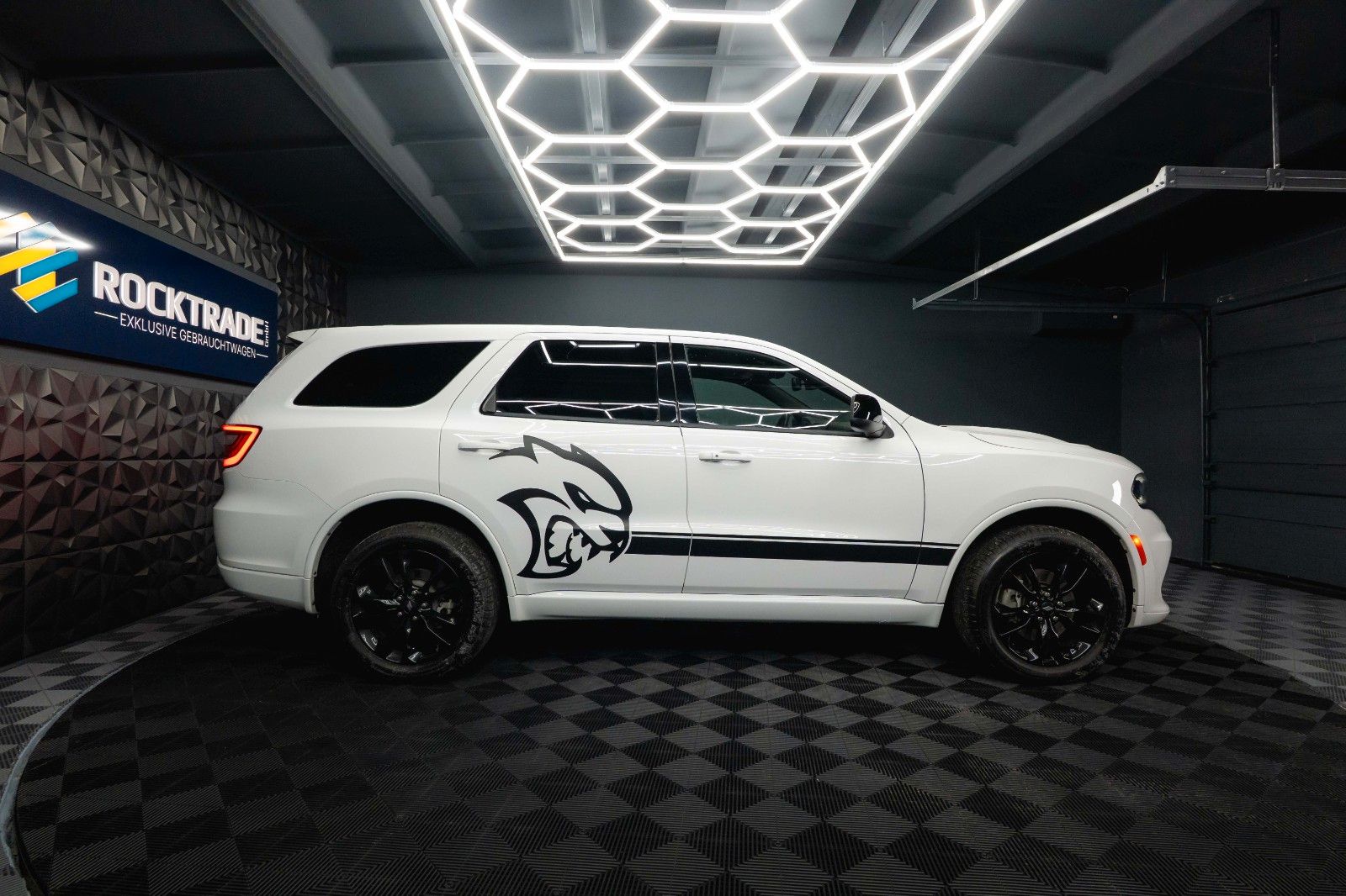 Fahrzeugabbildung Dodge Durango 3.6 V6 GT 4x4 SRT Night-Paket Modell 22