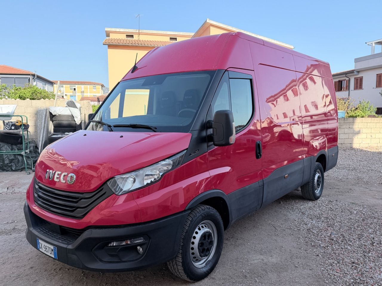 Iveco Daily 35S12 2.3 HPT PLM Cabinato