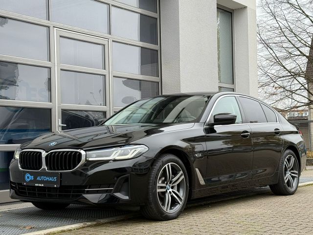 BMW 520e AUT*LASER*HEAD UP*KAMERA*KEY-GO*DAB*