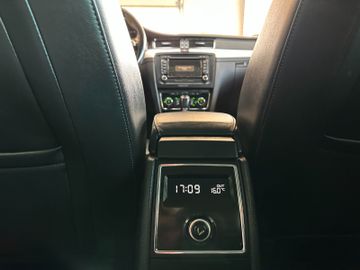 MYAUTOCENTER – Gebraucht- und Jahreswagen mit Werkstattservice in Pfaffenhofen Skoda Superb *Navi*Memory*Service NEU*