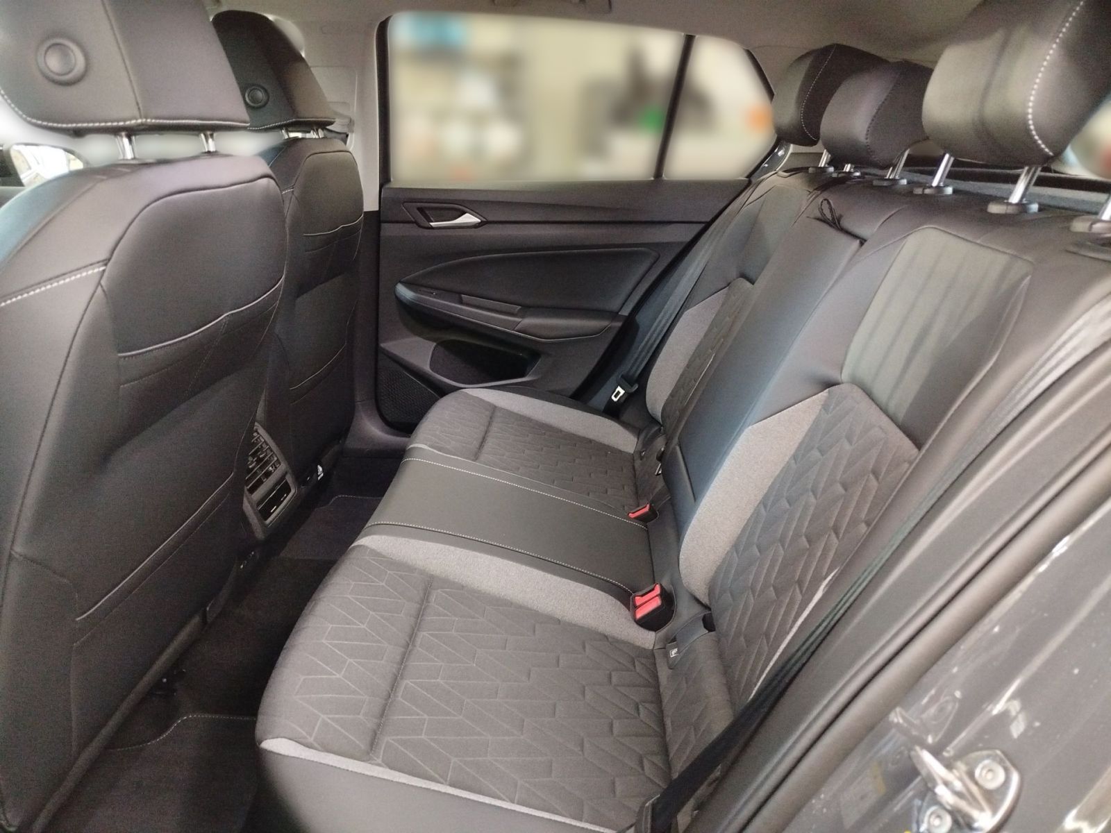 Volkswagen Golf - Bild 10