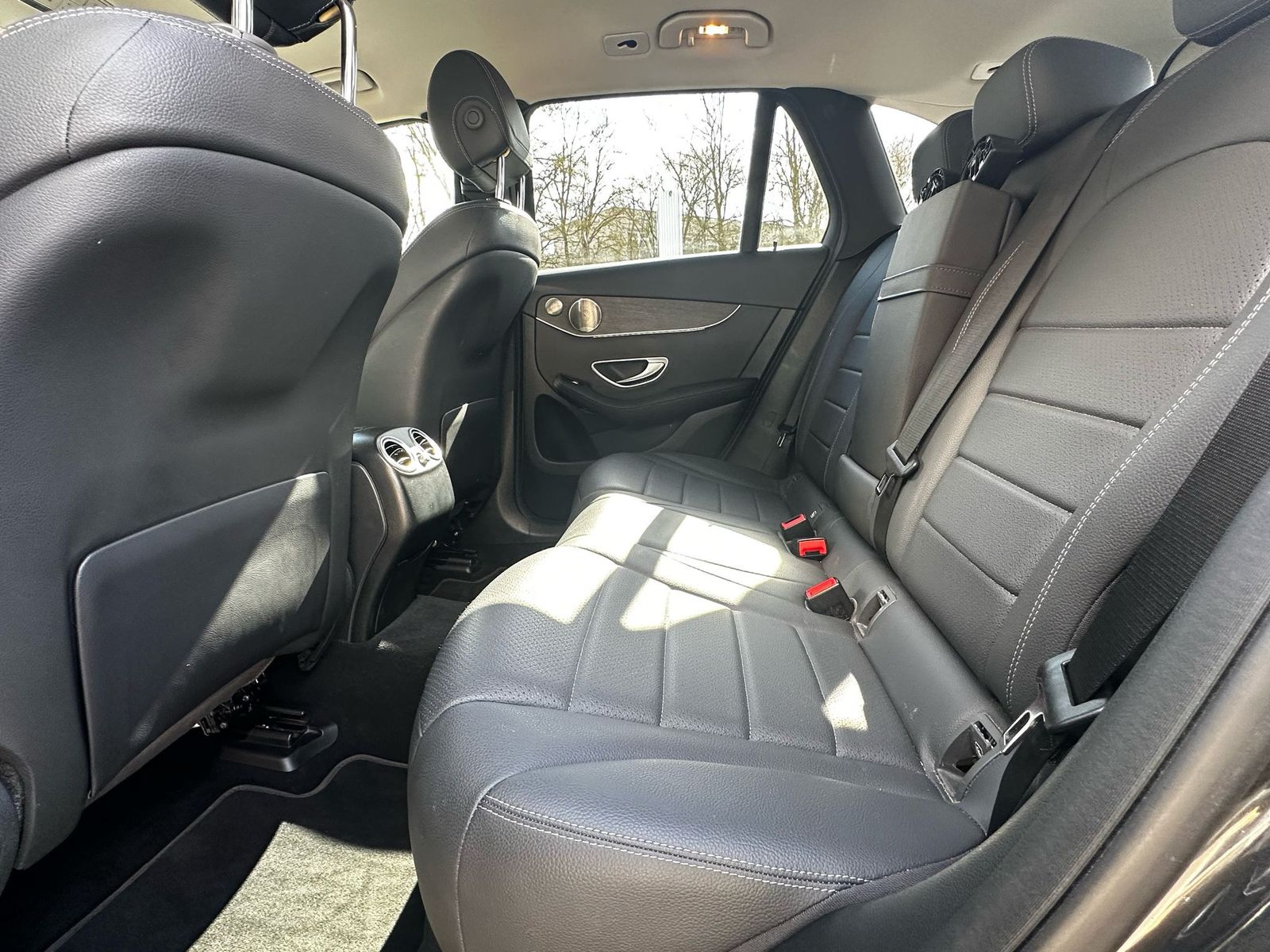 Fahrzeugabbildung Mercedes-Benz GLC 220d 4M Exclus NIGHT+NAVI+LED+KAM+BURMES+AHK