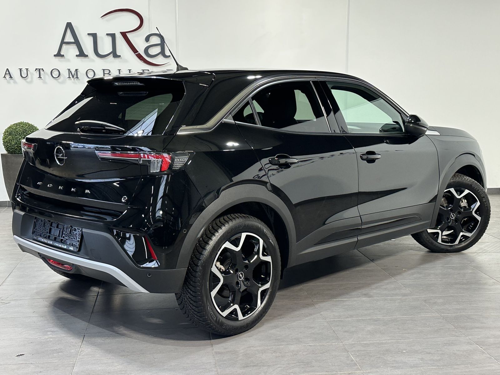 Fahrzeugabbildung Opel Mokka-e Ultimate NAV+LED+KAMERA+CARPLAY+DAB+1HD