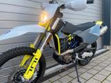 Husqvarna 701 Enduro - 1. Hand, LeoVince, KD neu - HUSQVARNA ENDURO 701