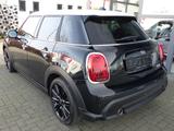 MINI Classic Trim 5-Türen 1.5 Aut.*NAVI*KEYLESS*LEDER - MINI Cooper in Aachen