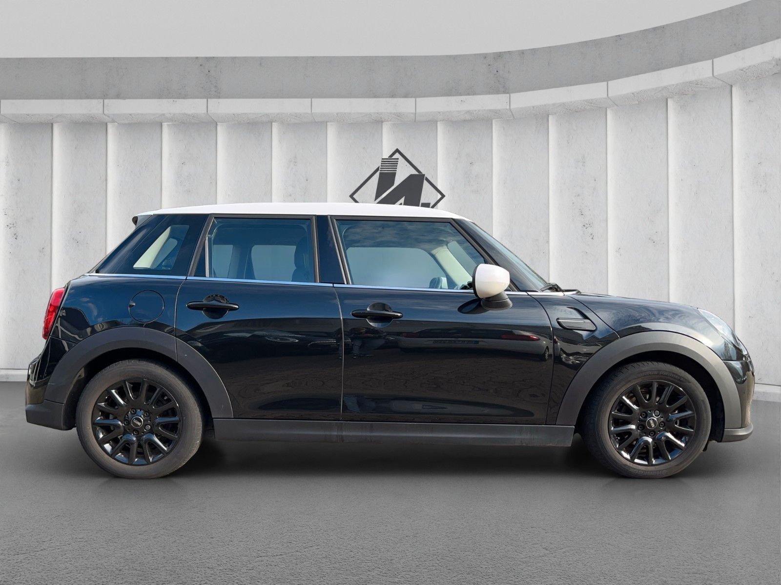 Fahrzeugabbildung MINI COOPER 5-trg.*Automatik*Navi*ViCo*Aktionsangebot