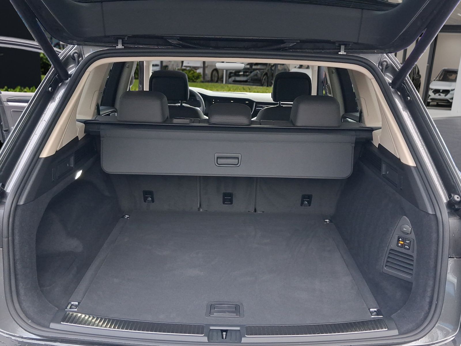 Volkswagen Touareg - Bild 24