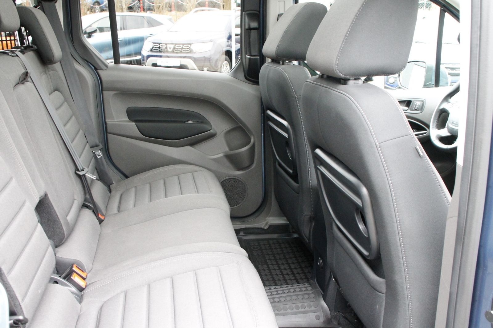 Fahrzeugabbildung Ford Tourneo Connect (CHC) Titanium