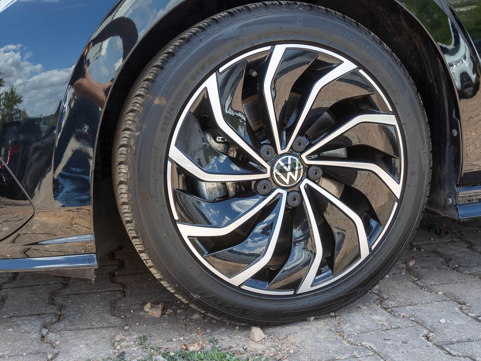 Volkswagen Golf VIII R-Line 2.0TSI DSG LED CarPlay EPH DAB, миниатюра 10