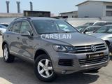 Volkswagen Touareg V6 TDI 1.HAND+LED+NAVI+AHK+LEDER+4XSHZ - Volkswagen Touareg: Geländewagen