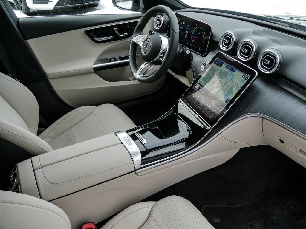 Mercedes-Benz C 200 AVANTGARDE |Avantgarde|DISTR|NAVI|360°|AHK