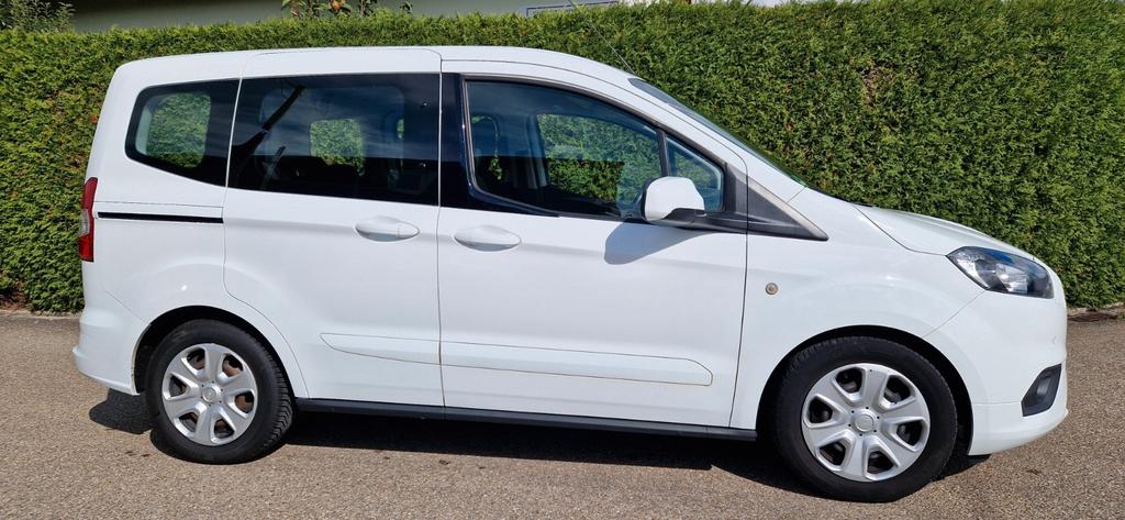 Ford Tourneo Courier