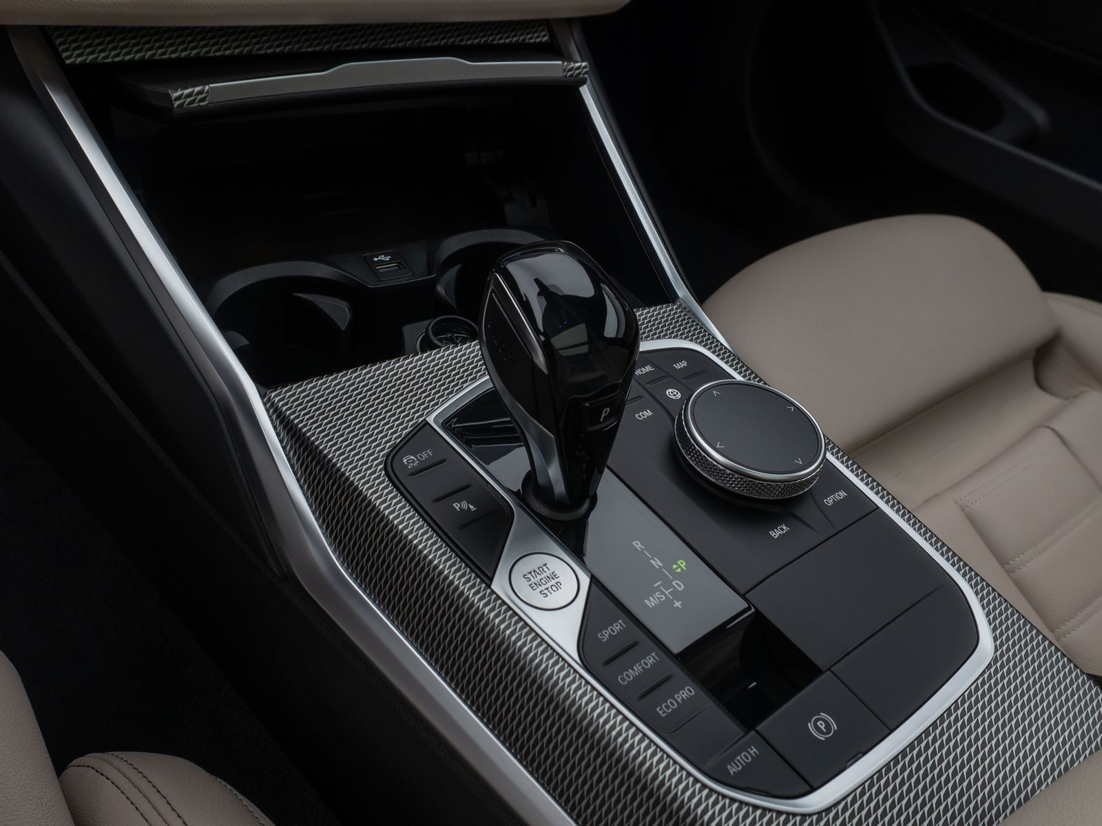 Fahrzeugabbildung BMW 320d M Sport Panorama Laser Kamera HUD DAB HiFi