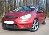 Ford S-Max 2,5 Titanium - Ford S-Max mit Benzin-Antrieb: Kleinbus, 2.5