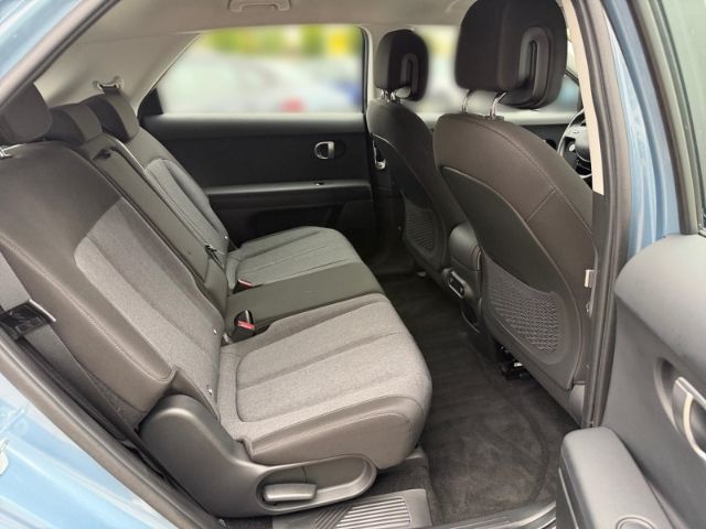 Fahrzeugabbildung Hyundai IONIQ 5 Basis +KLIMA+NAVI+PDC+RFK+SHZ+ACC+BT+UVM