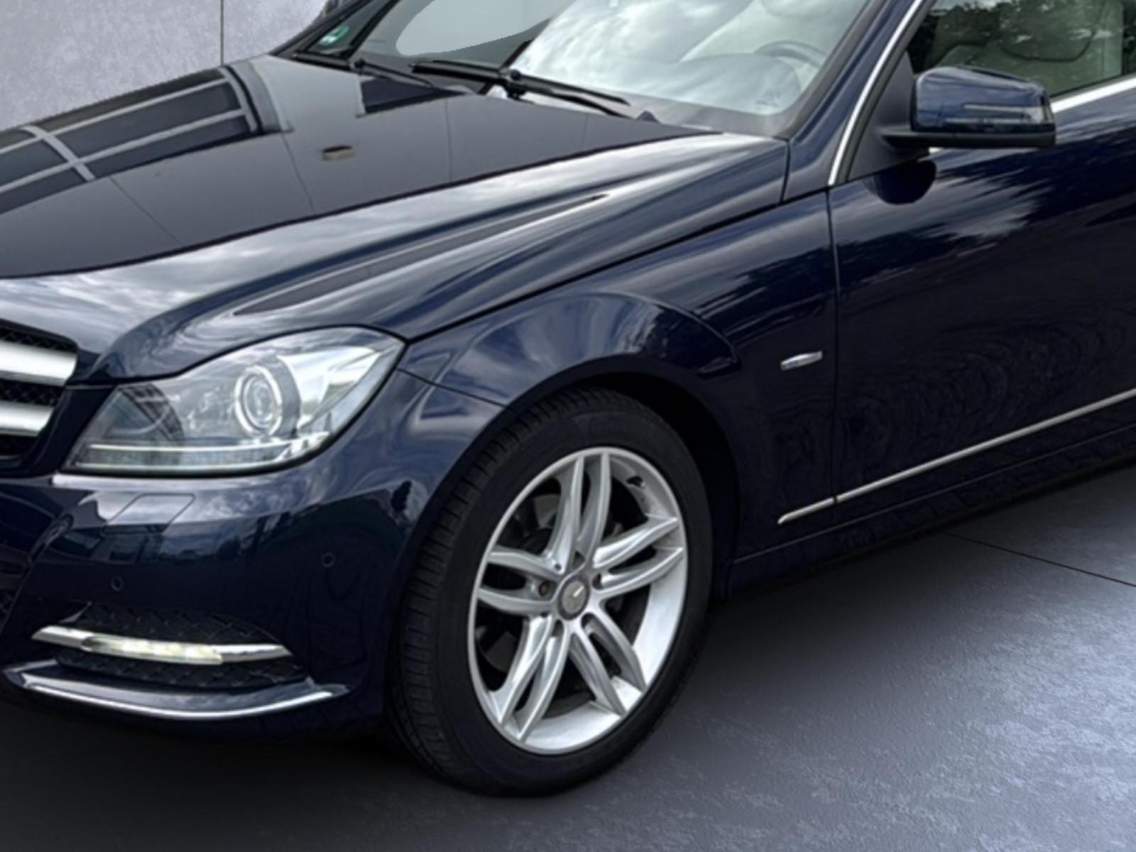 Mercedes-Benz C 180 Coupe CGI+BI-XENON+NAVI+LEDER+PDC+ALU