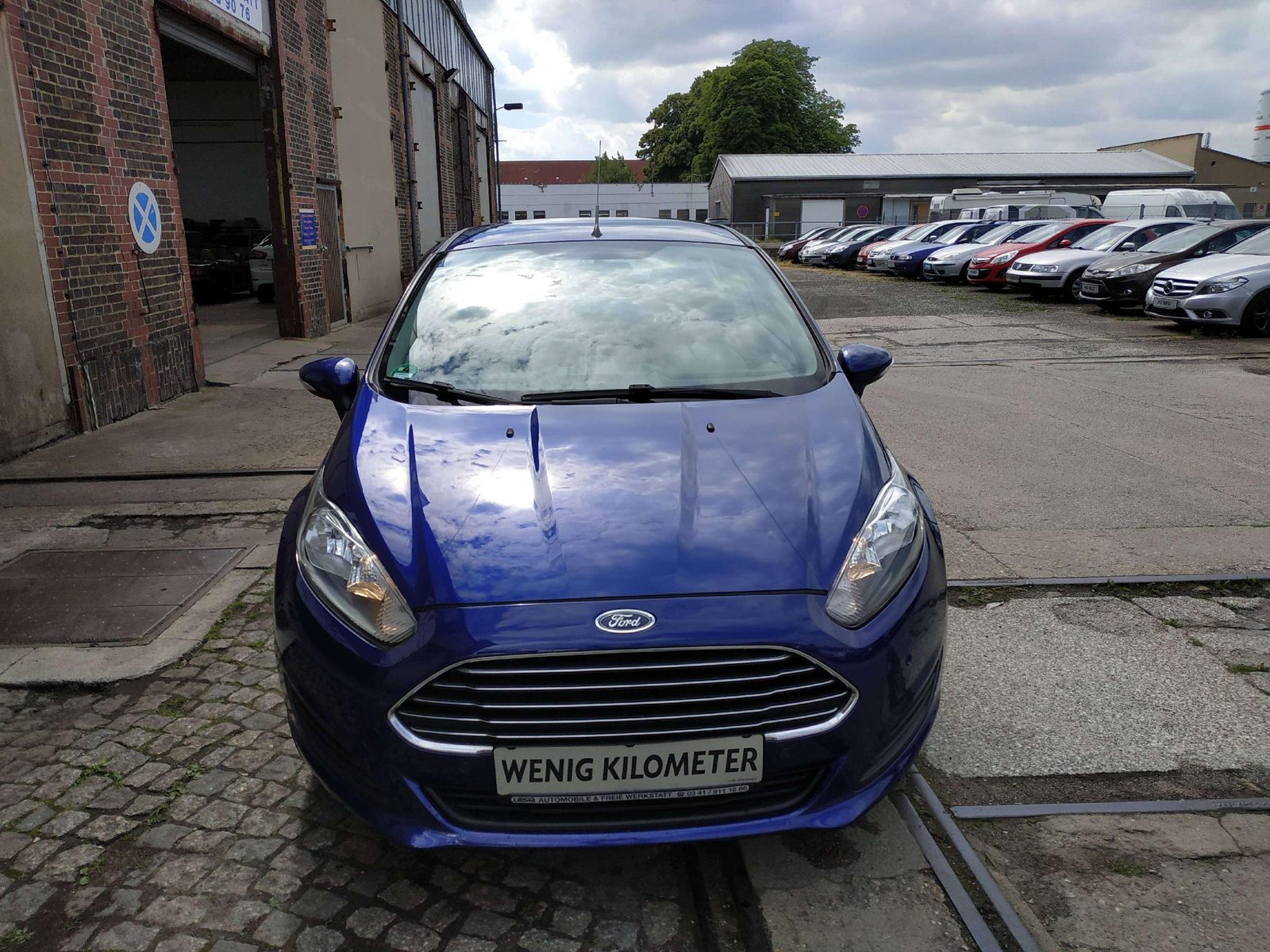 Fiesta 1.0/ TÜV NEU/ wenig KM/ Allwetterreifen/  – Bild 2