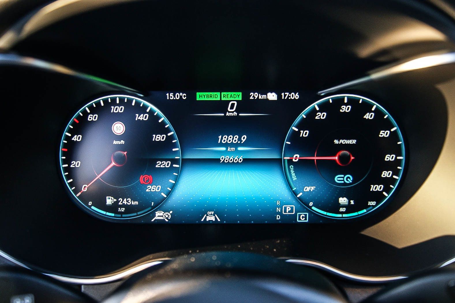 Fahrzeugabbildung Mercedes-Benz C 300 e T 9G-T Avantgarde AHK BURMESTER LED KAME