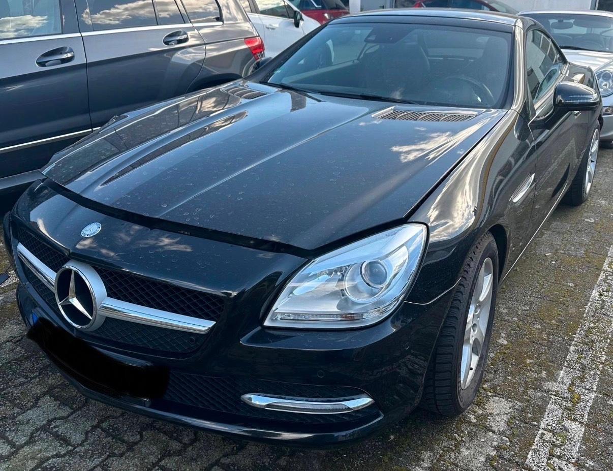 Mercedes-Benz SLK 200 Roadster BlueEfficiency Facelift