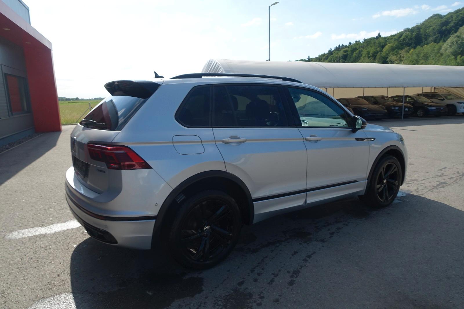 Volkswagen Tiguan R-Line 4M. "AHV,Kamera" EXP € 24250.-