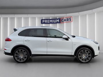 Porsche Cayenne - 6