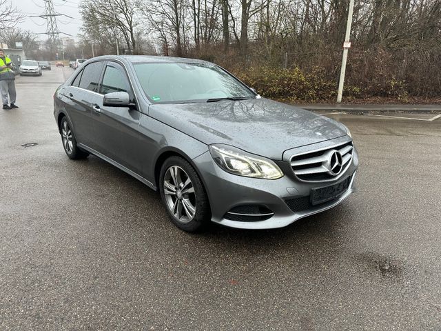 Mercedes-Benz E 220 BlueTEC AVANTGARDE,Autom.,Navi,PDC,Sitzh.