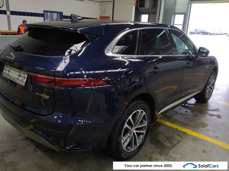 Jaguar F-Pace 2.0 P400e PHEV AWD R-Dynamic LED Virtual imagem 3
