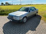Mercedes-Benz Mercedes 230E Coupe - Mercedes-Benz E 230: Sportwagen