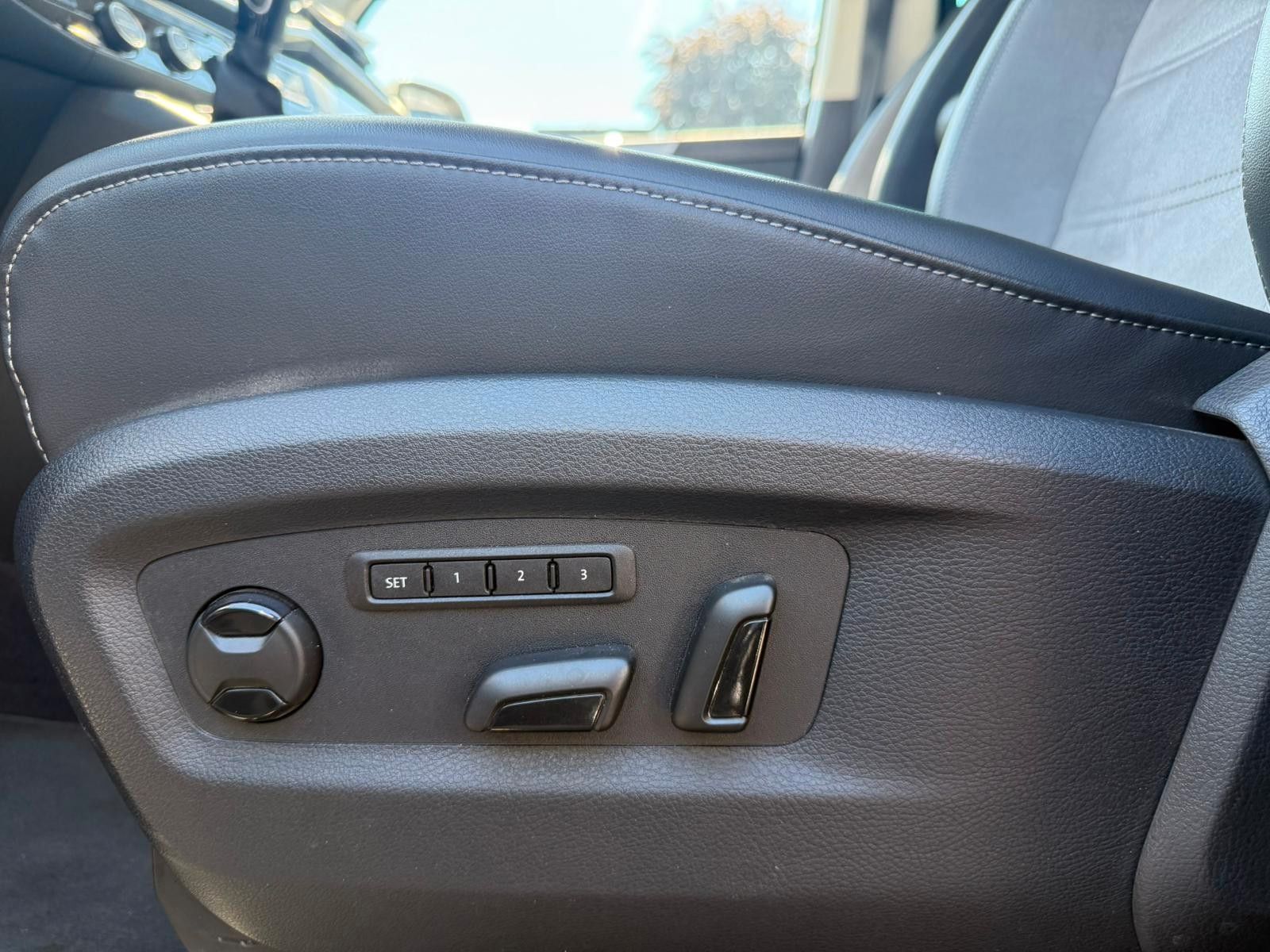 Volkswagen T6.1 Multivan 4Motion Virt Gen6 ShFB LED Memory foto 8