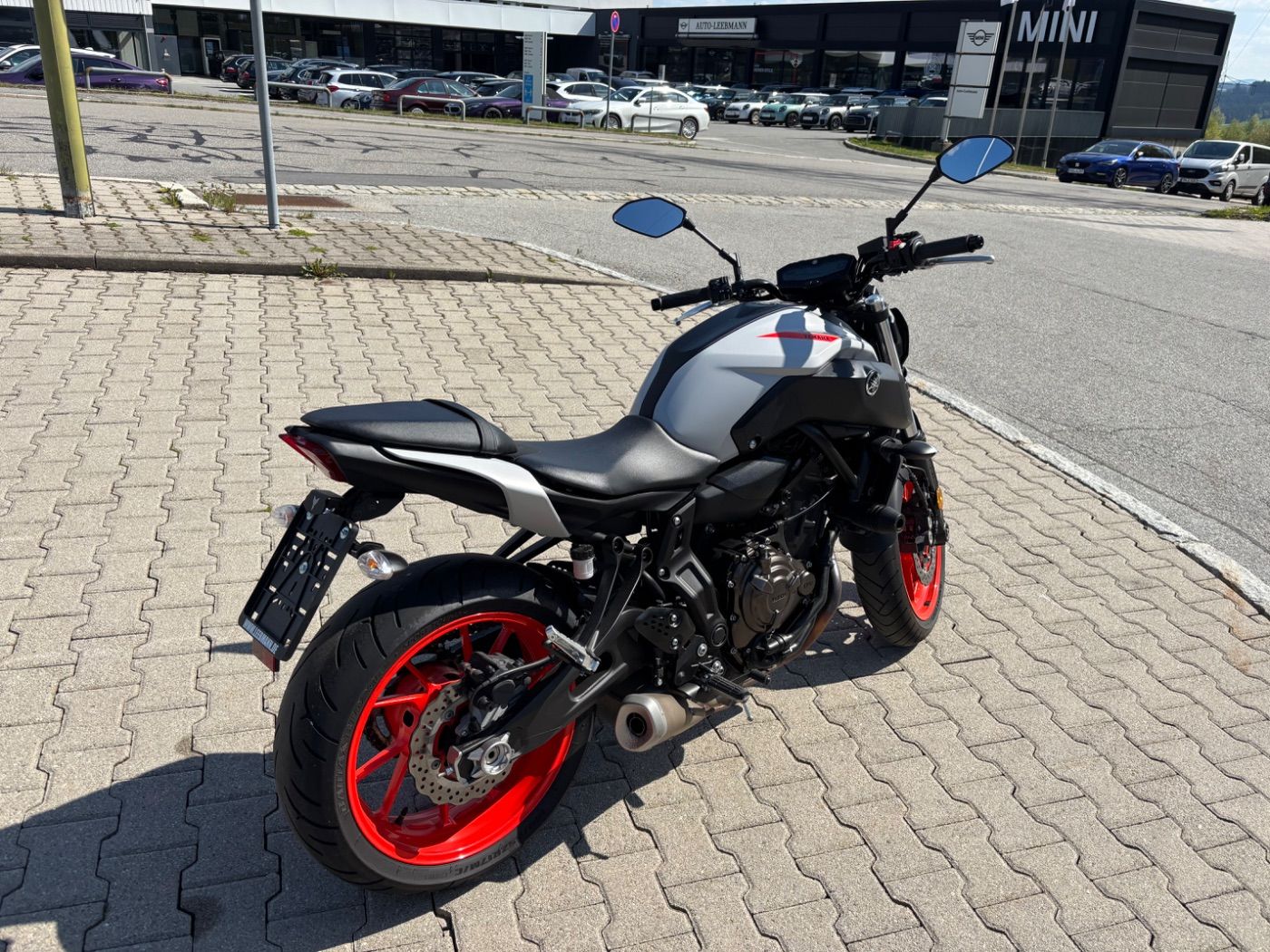 Fahrzeugabbildung Yamaha MT 07 Modell 2020 5 CM Tieferlegung