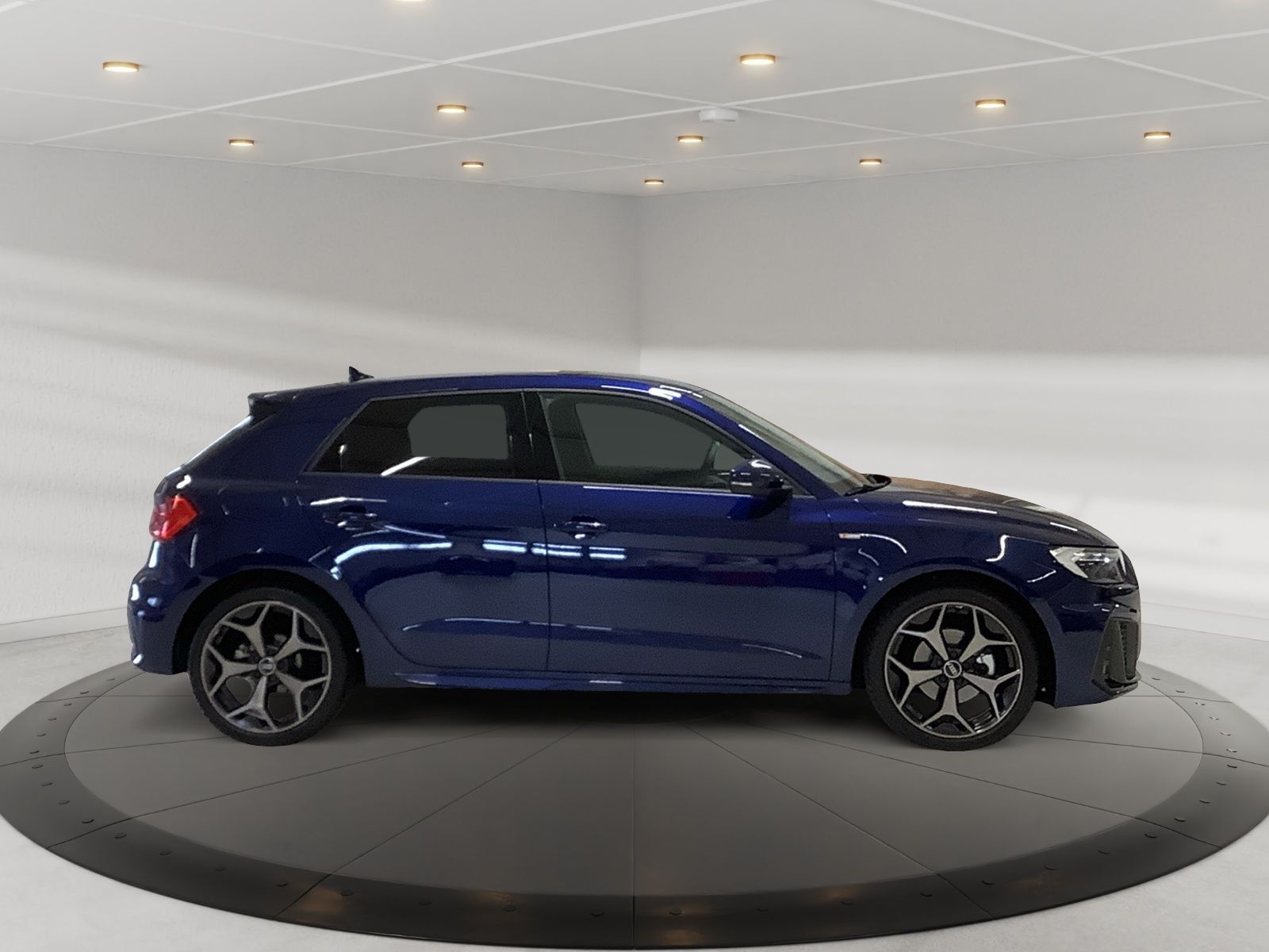 A1 Sportback S line 30TFSI S tronic,Navi,LED,ACC