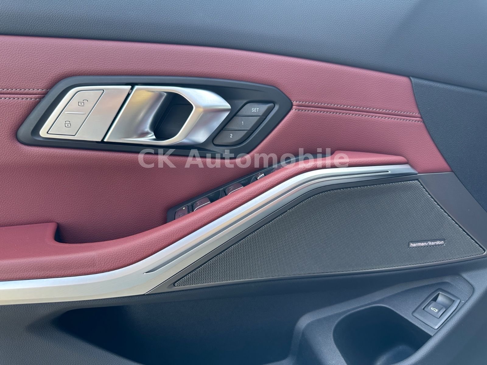 Fahrzeugabbildung BMW M340d xDrive Touring/Navi/Head-Up/Pano/360°/LED