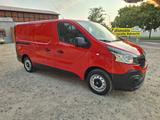 Renault Trafic 1.6 dCi L1H1  Klima 2.deut.H. Tüv neu!! - rote Renault Trafic