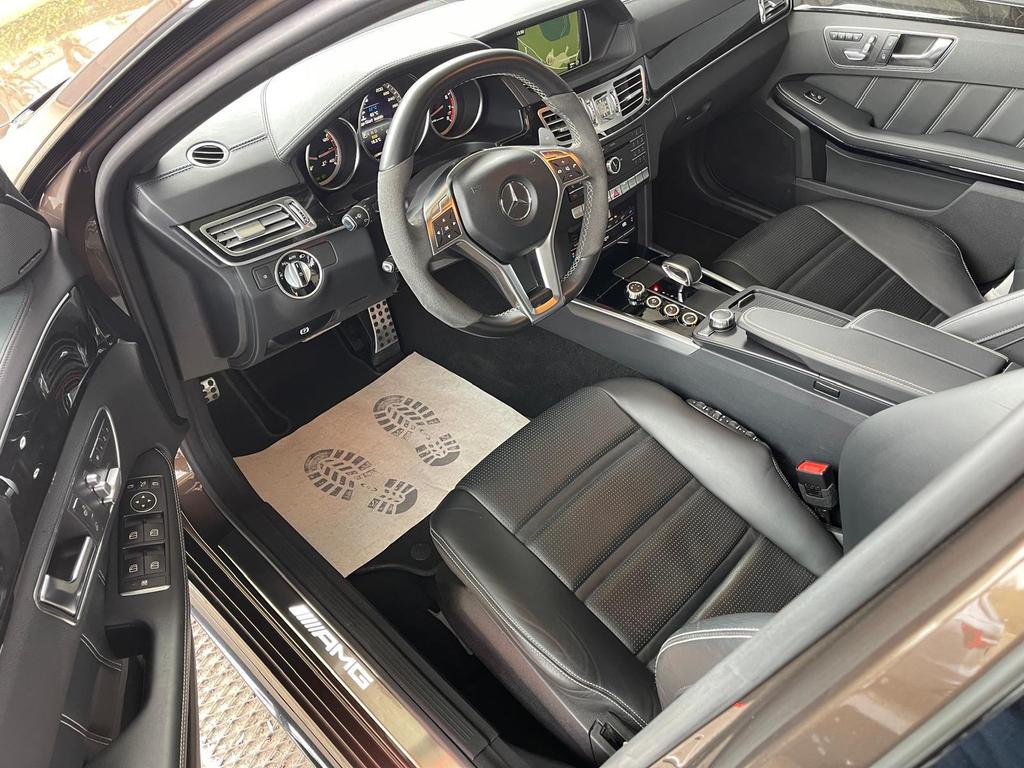 Mercedes-Benz E 63 AMG