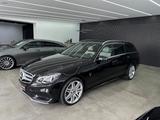 Mercedes-Benz E 350 T CDI BlueTec 4Matic*Airmatic*360°Kam*AMG* - Mercedes-Benz E 350 Gebrauchtwagen in Berlin