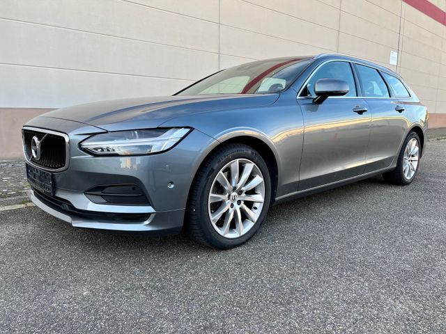 Volvo V90 D4 Momentum - LEDER + NAVI + LED + PANO