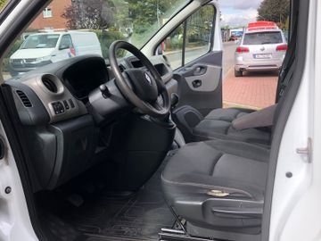 Renault Trafic - 9