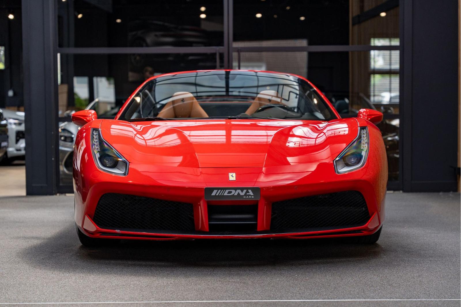 Ferrari 488 Spider Lift Carbon Daytona Seats 3.9 Spider