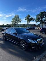 Mercedes-Benz E 250 CGI Bi-Xenon- Car play-AVANTGARDE - gebrauchte Mercedes-Benz E 250 aus dem Jahr 2009