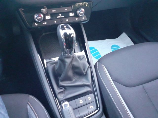 Fahrzeugabbildung SKODA Kamiq 1,0 TSI Selection DSG KLIMA LED ALU