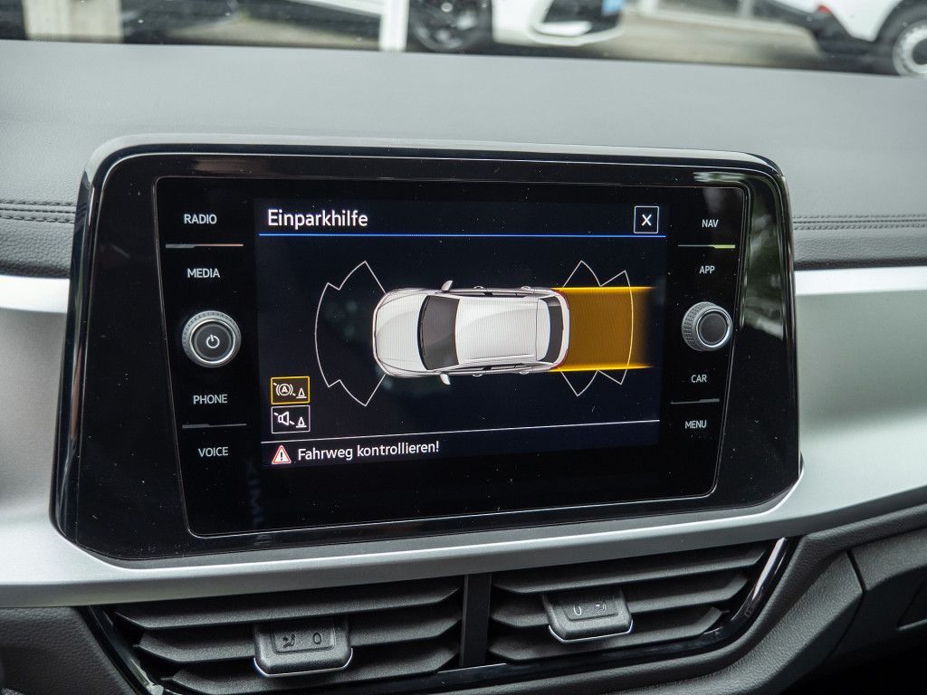 Volkswagen T-Roc - Bild 12