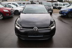 Fahrzeugabbildung Volkswagen Golf Variant 1Hd Navi Tempo Scheckheftgepflegt