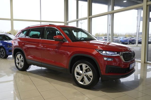 Skoda Kodiaq Style 2,0TSI DSG 4x4 aAHK/7-Sitzer/Pano/M